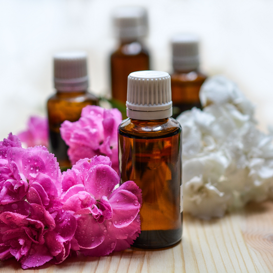 The Scented Spectrum: Understanding the Difference Between Perfumes and Essential Oil Perfumes