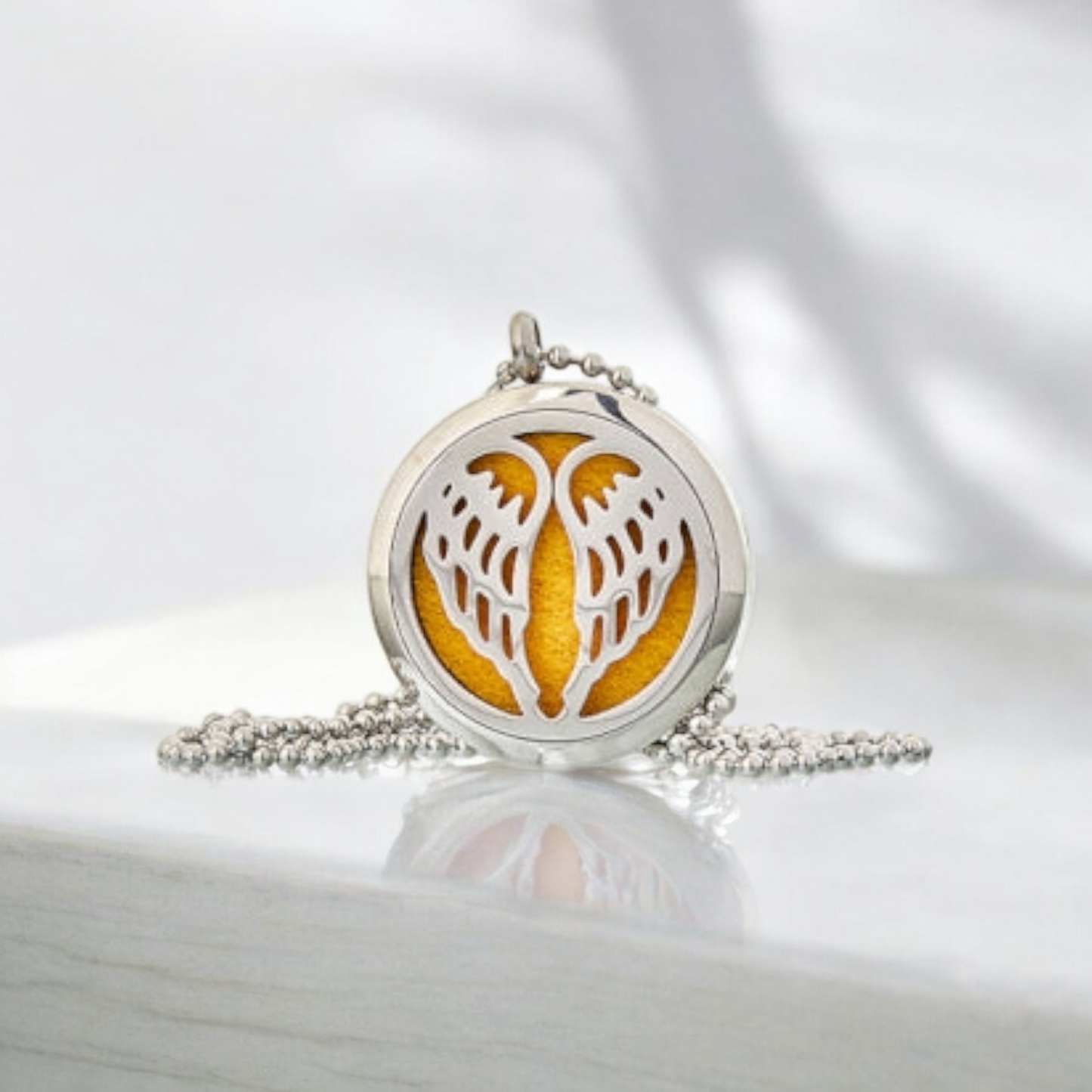 Aromatherapy Diffuser Necklace - Angel Wings 30mm